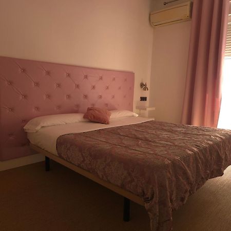 מדריד Hostal Santa Ana Colors מראה חיצוני תמונה