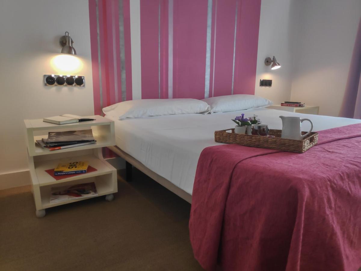 מדריד Hostal Santa Ana Colors מראה חיצוני תמונה