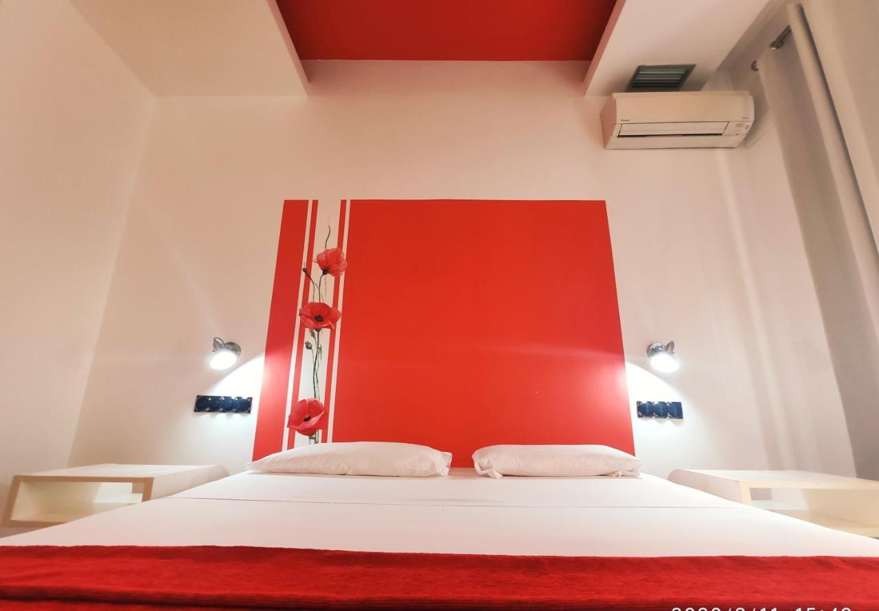 מדריד Hostal Santa Ana Colors מראה חיצוני תמונה